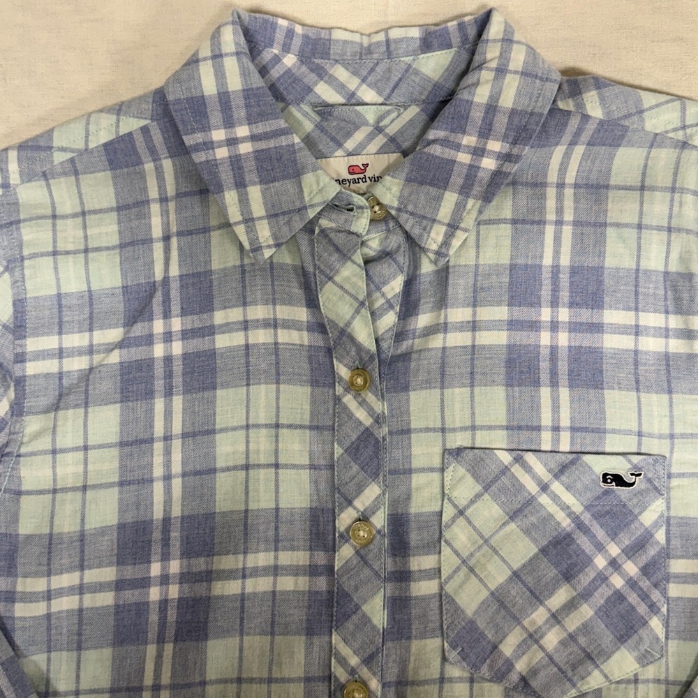Vineyard Vines Button Down - Picture 2 of 4